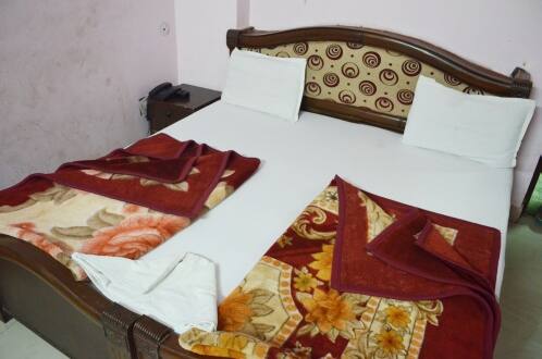 Hotel Shan Palace, Lucknow 2